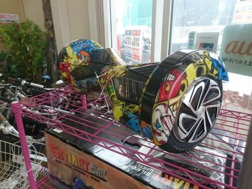 スポーツ用品のスケートボード