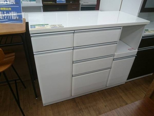 家具のカウンター