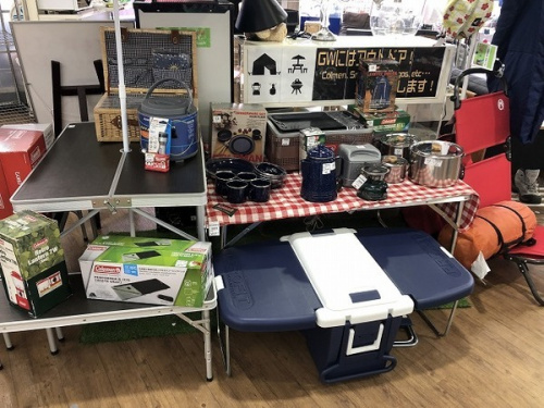 アウトドア用品のColeman