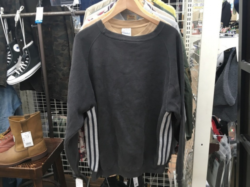 adidasの越谷 草加 西新井 北千住 春日部 古着 販売