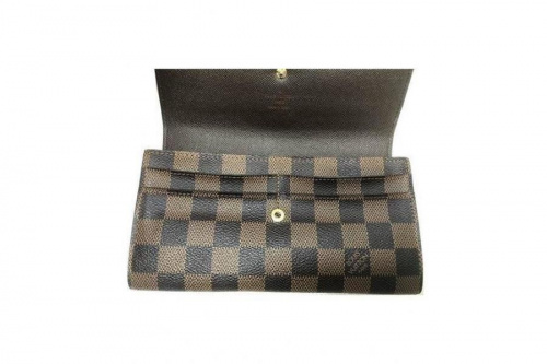 ヴィトンの越谷 草加 西新井 北千住 春日部 ブランド 販売