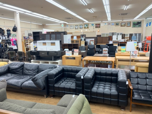 中古家具の越谷 草加 西新井 北千住 春日部 古着 買取