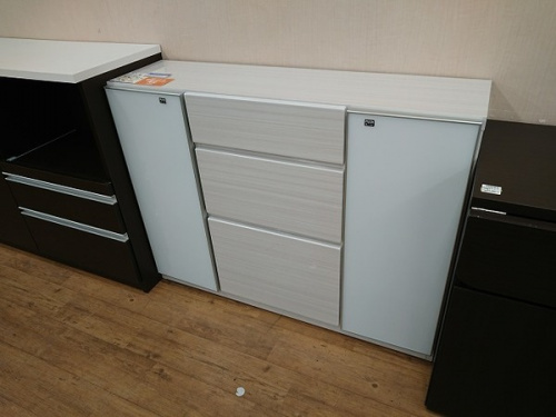 家具のカウンター