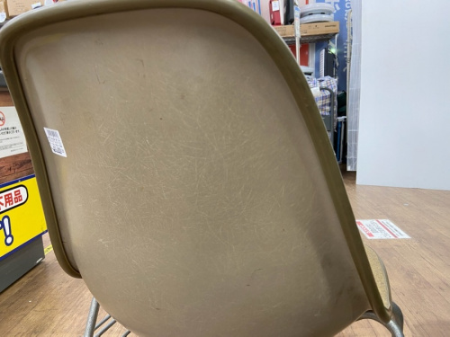 ダイニング4点セットのレトロ