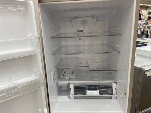 冷蔵庫の3ドア冷蔵庫