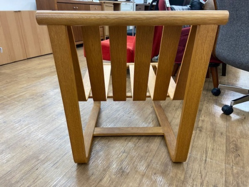 イージーチェア