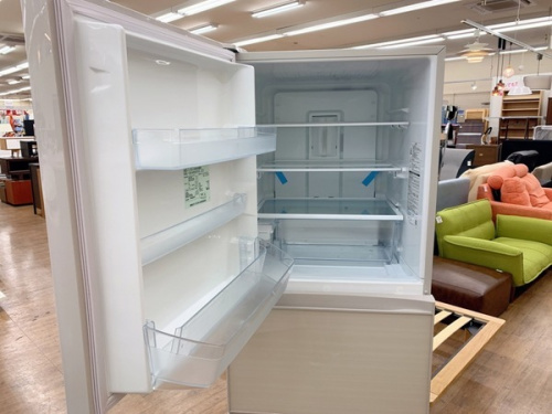 冷蔵庫の3ドア冷蔵庫