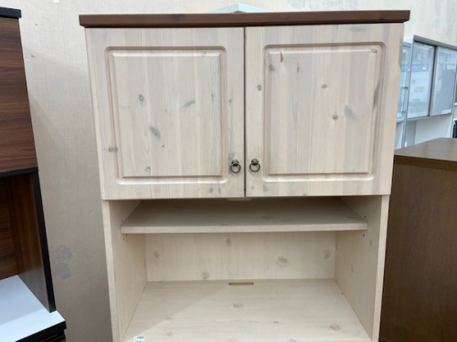 カップボード・食器棚のカントリー調