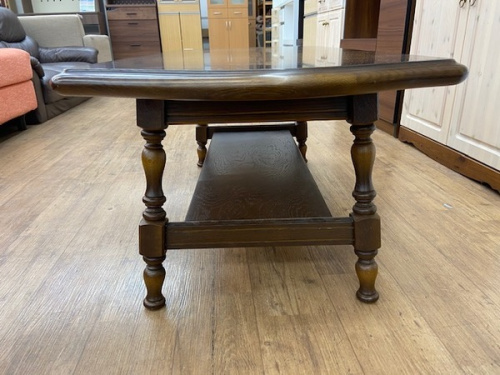 ローテーブルの飛騨産業