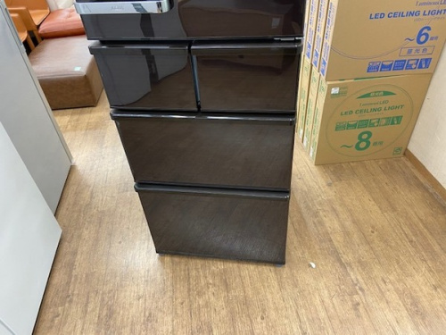 5ドア冷蔵庫のAQUA アクア