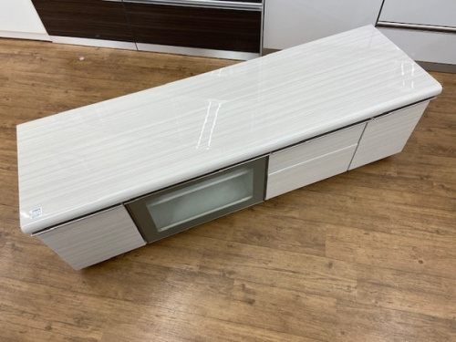 ローボードのテレビボード