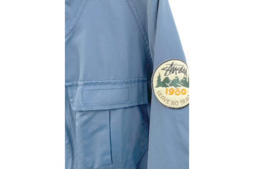 マウンテンパーカー ジャケットの春物衣類買取