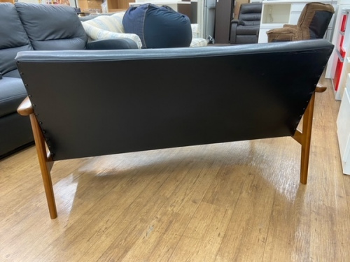 2人掛けソファのKチェア