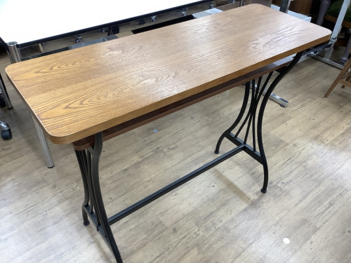 家具のカウンター