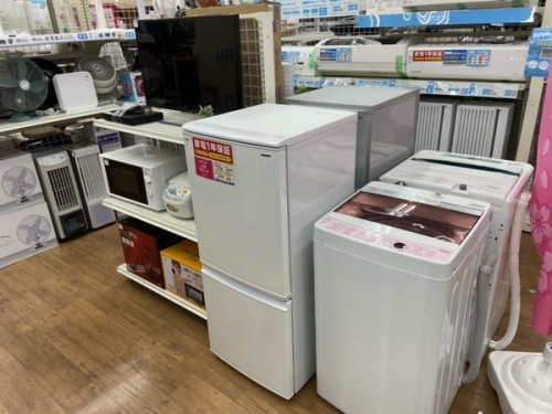 冷蔵庫 洗濯機 テレビの電子レンジ ガステーブル 炊飯器
