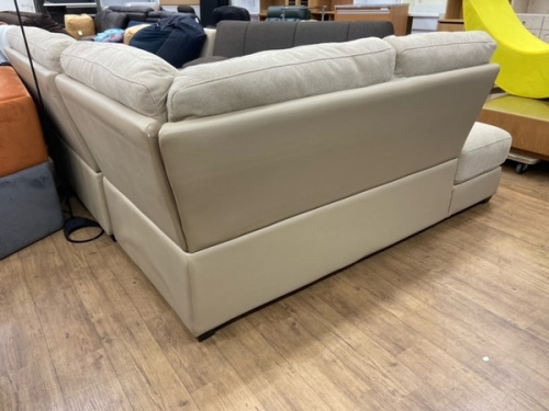 NITORI ニトリの越谷 草加 西新井 北千住 春日部 レイクタウン 家具