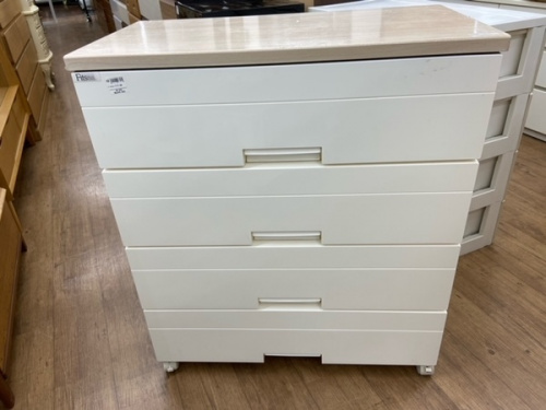家具のチェスト