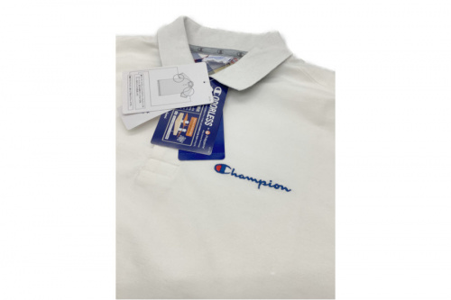 ポロシャツのChampion
