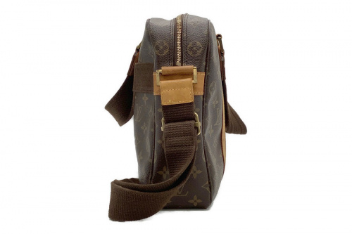 ショルダーバッグのLOUIS VUITTON