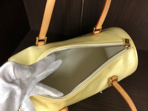 ハンドバッグのLOUIS VUITTON