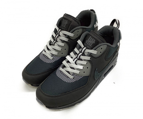 メンズファッションのスニーカー