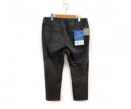 ボトムスのデニムパンツ テーパードパンツ