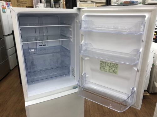 冷蔵庫の2ドア冷蔵庫