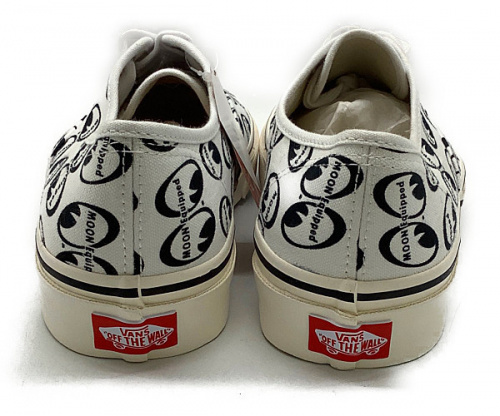 キャンバススニーカーのVANS ヴァンズ MOONEYES ムーンアイズ
