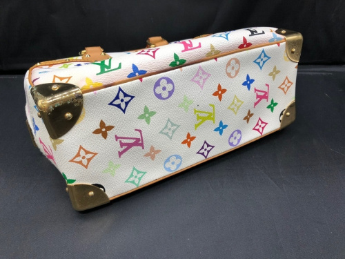 LOUIS VUITTONの越谷 春日部 草加 西新井 北千住 越谷レイクタウン