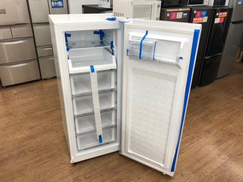 キッチン家電の冷凍庫