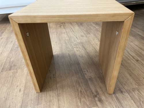 無印良品のナイトテーブル ローテーブル