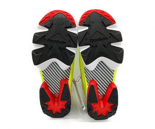 REEBOK リーボックの越谷 春日部 草加 西新井 北千住 越谷レイクタウン 古着 衣類 アウトドア