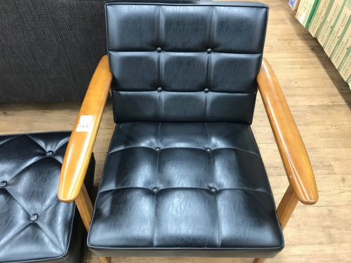ソファのカリモク60 Kチェア