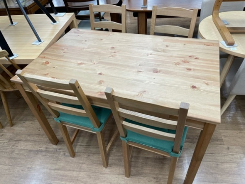 家具のダイニングセット