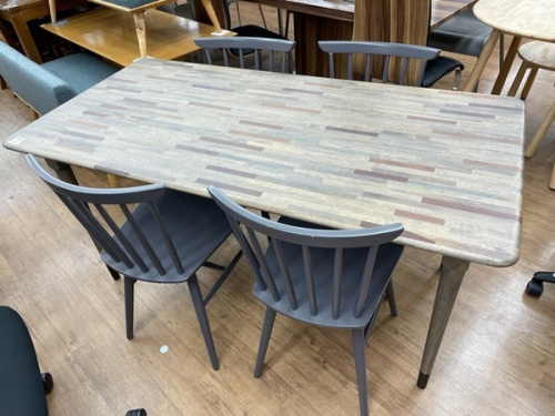 家具のダイニングセット