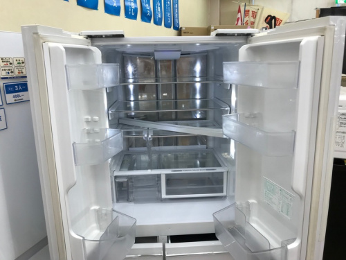 冷蔵庫の6ドア冷蔵庫