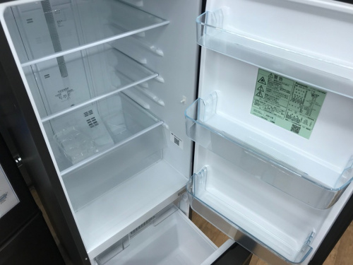 冷蔵庫の2ドア冷蔵庫