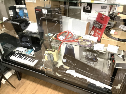 中古ギターの越谷レイクタウン