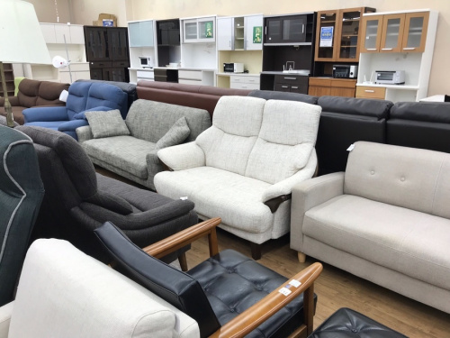 家具のソファ