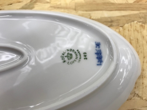 オーバルプレートのRoyal Copenhagen