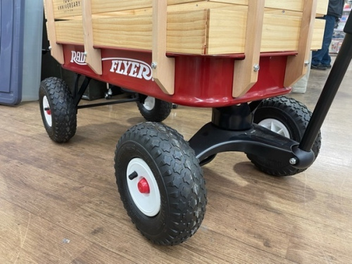 ラジオフライヤーの越谷レイクタウン