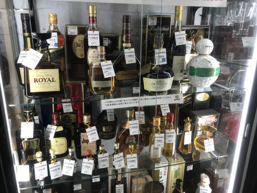 お酒　のウィスキー