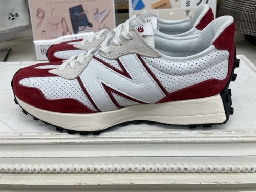 NEW BALANCEのニューバランス