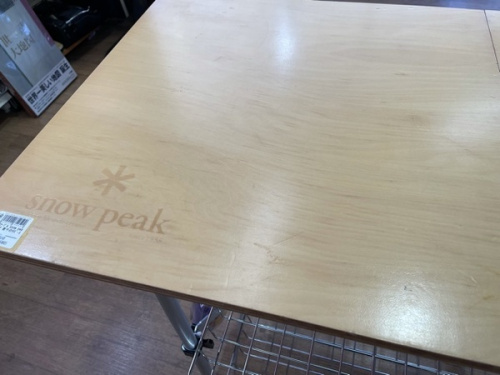 アウトドアテーブルのsnow peak