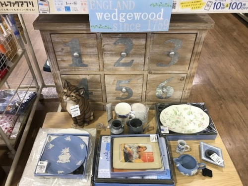 洋食器のウェッジウッド