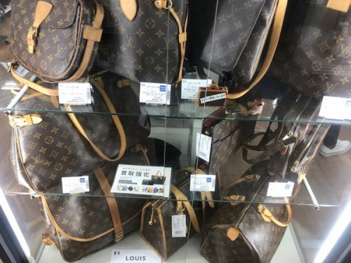 LOUIS VUITTONのルイヴィトン