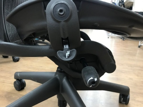 ハーマンミラーの越谷レイクタウン