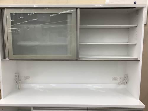 キッチン収納のキッチンボード