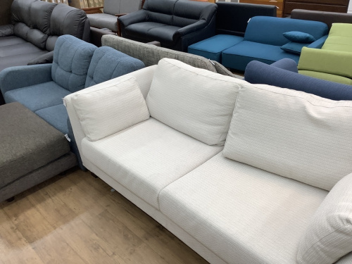 3人掛けソファーのニトリ