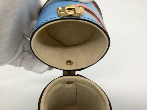 LOUIS VUITTONのルイ・ヴィトン